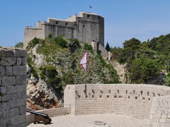 Fort Lovrijenac z mur�w miejskich