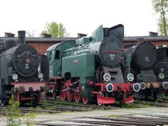 Przed hal� parowozowni