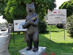 Pomnik nied�wiedzia Wojtka